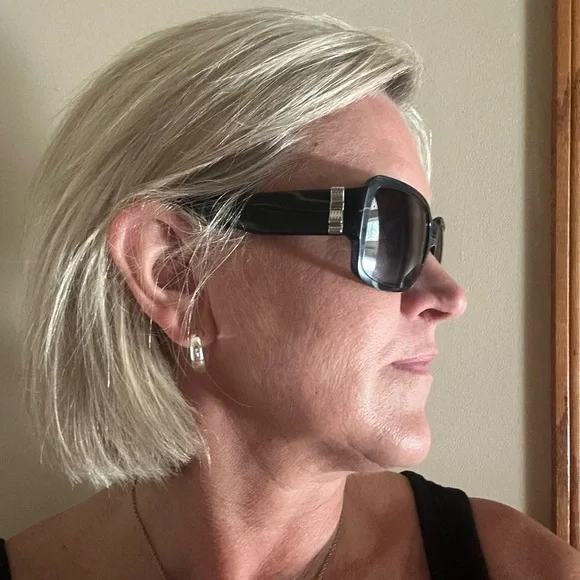 Versace sunglasses - Picture 7 of 8